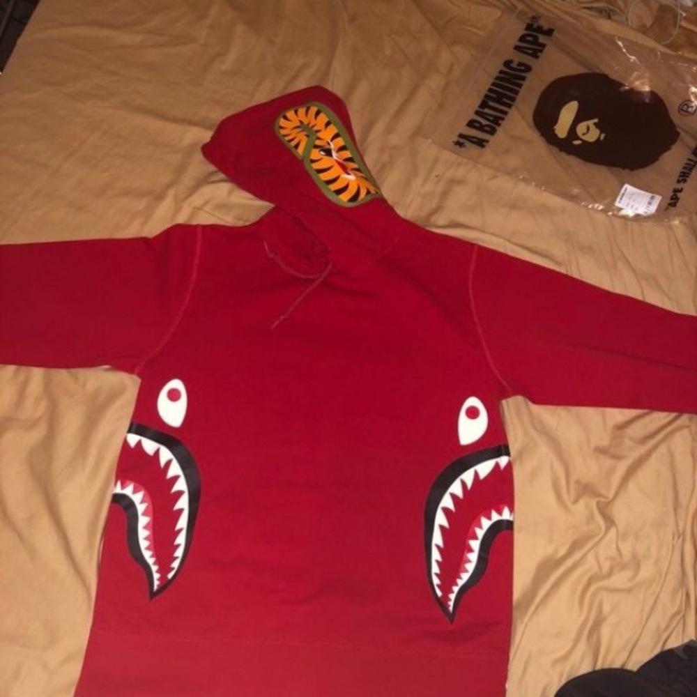 Bape hoodie - Picture 4 of 8